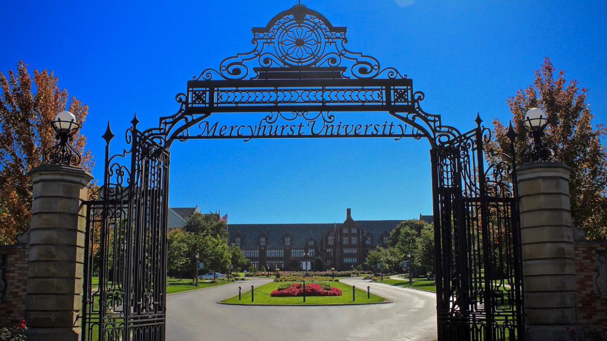 Mercyhurst University gates
