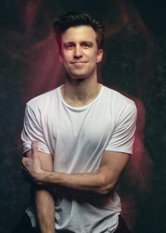 Portrait image of Gavin Creel